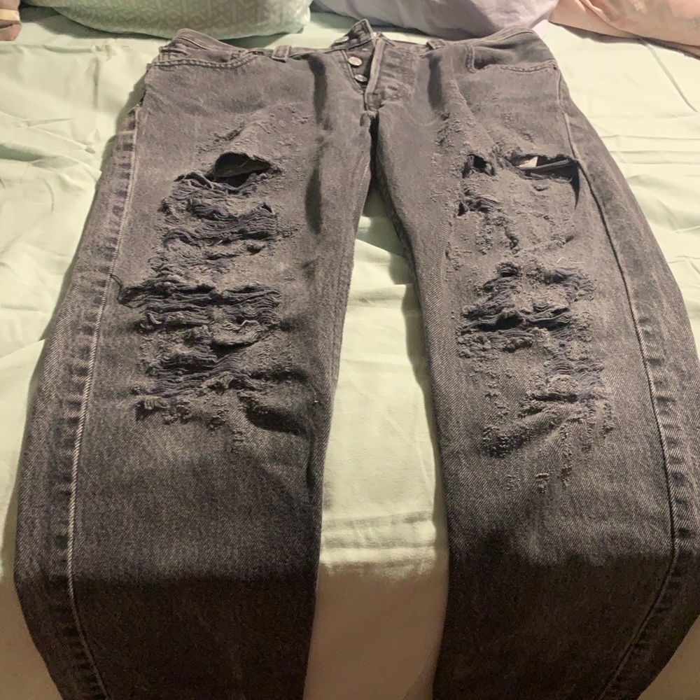 LEVI distressed grey straight leg jeans